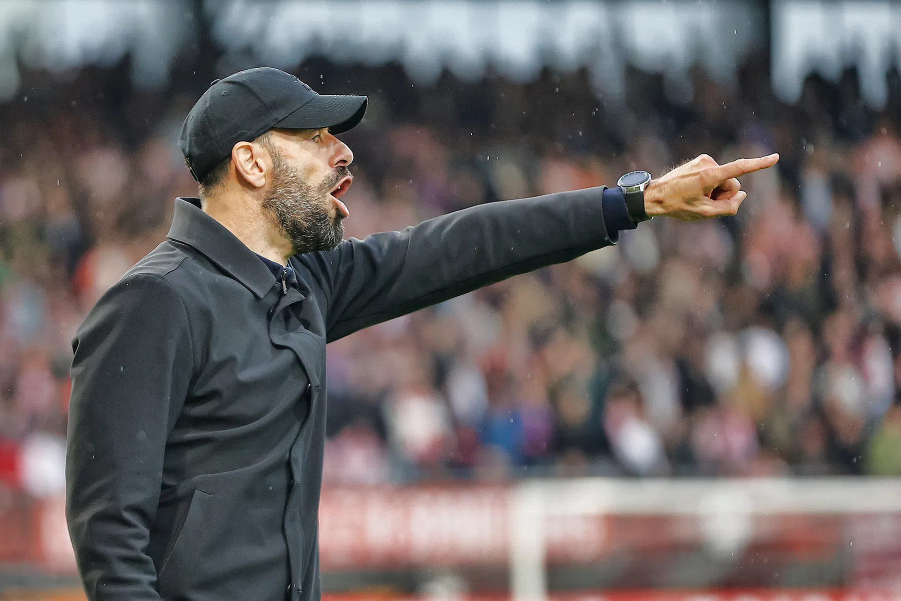 Van Nistelrooij wil gehuurd duo graag houden: 'Maar je kent het prijskaartje'