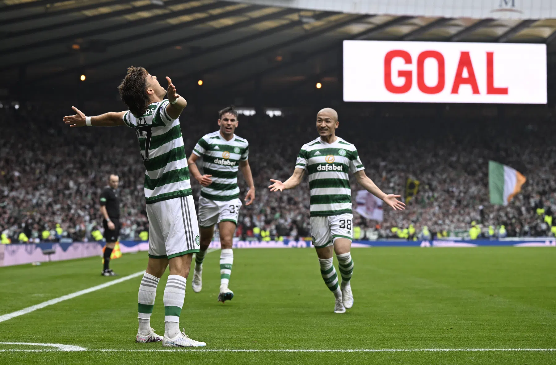Celtic grijpt elfde landstitel in de laatste twaalf jaar: record Rangers komt in zicht