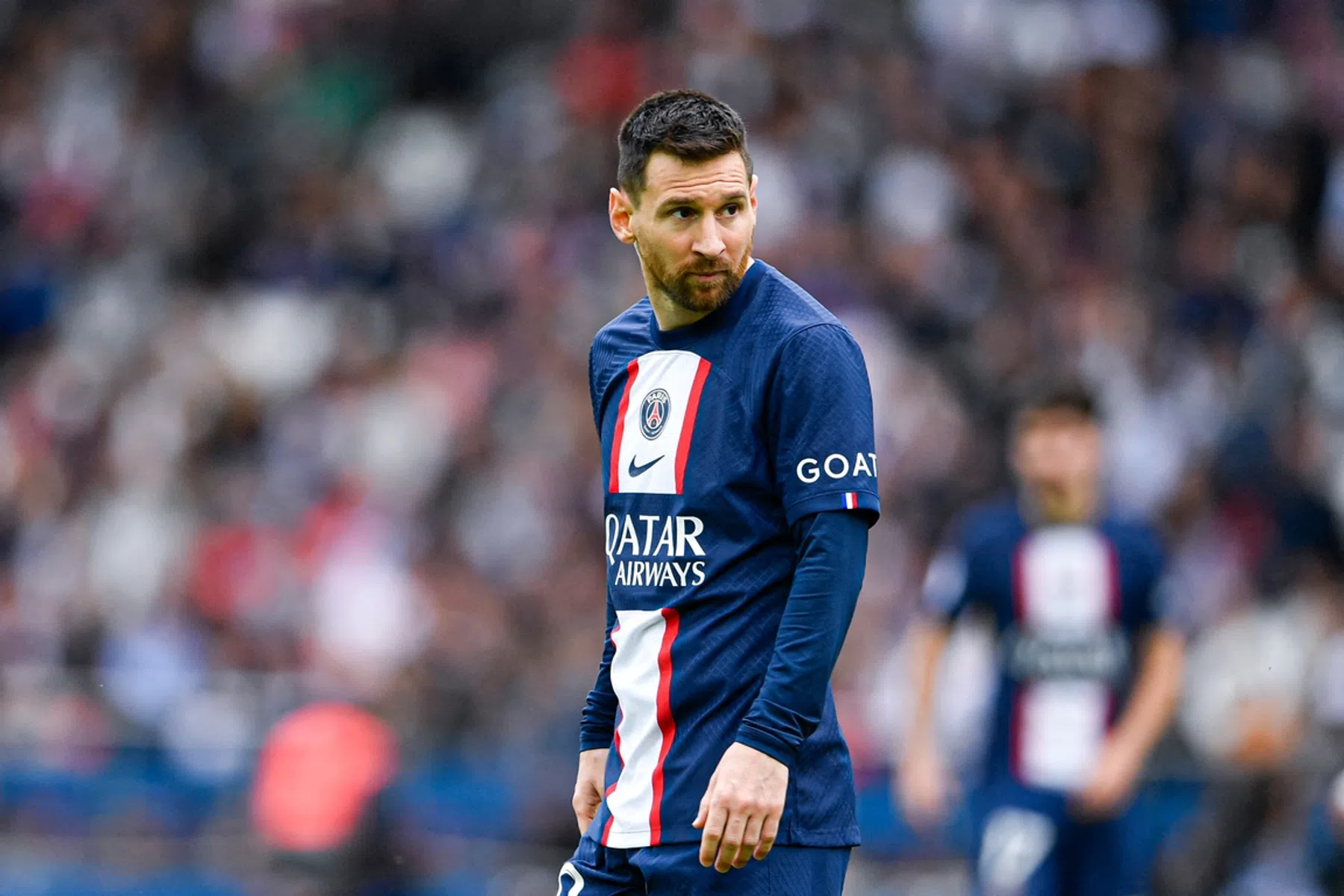 PSG komt terug op schorsing en belooft Messi basisplaats