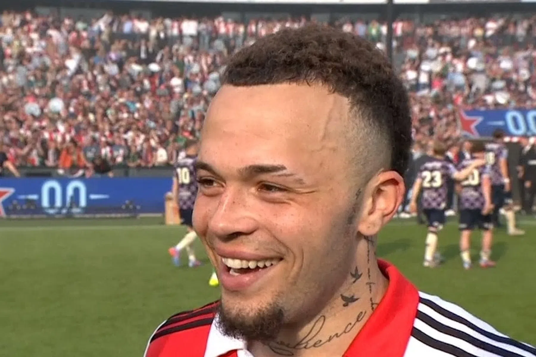 Hartman wil voorbeeld zijn voor Feyenoord-jeugd: 'Dan ga je er nooit meer uit'