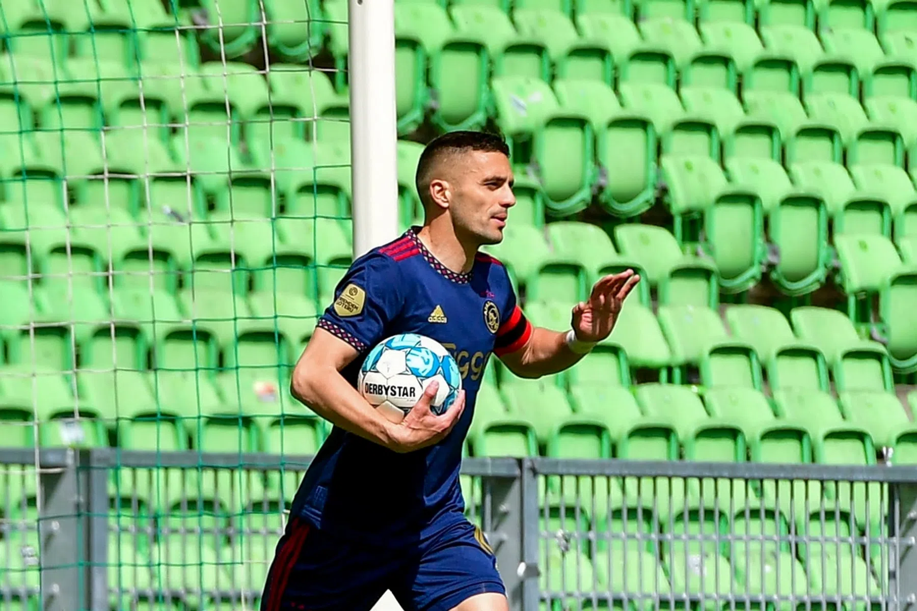 Tadic onmisbaar voor Ajax: voor het vijfde jaar op rij dubbele cijfers