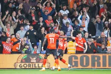 Thumbnail for article: Droom Sunderland valt in duigen: Luton Town naar finale op Wembley
