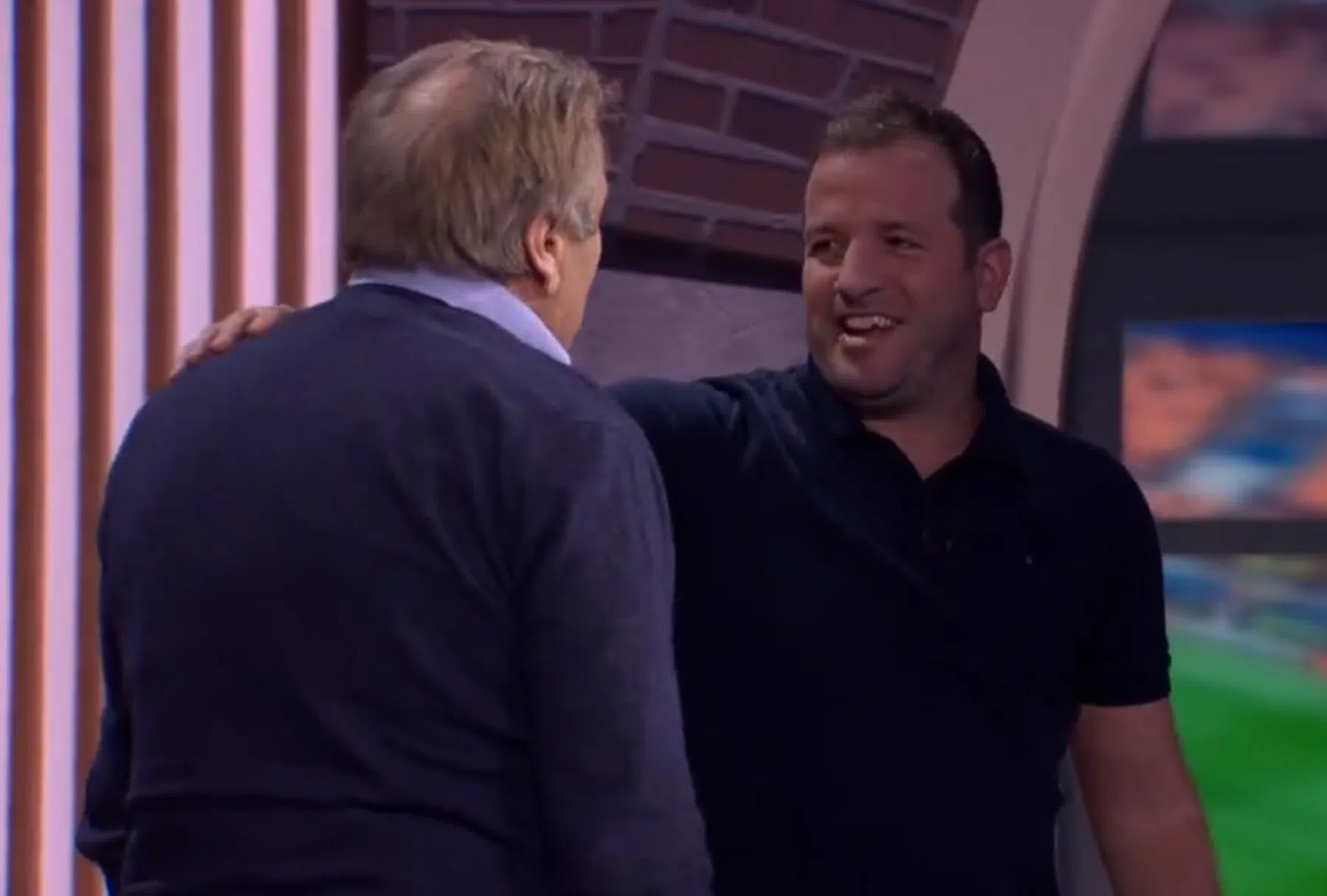 Van der Vaart feliciteert Boskamp met 'dik verdiende' titel voor Feyenoord