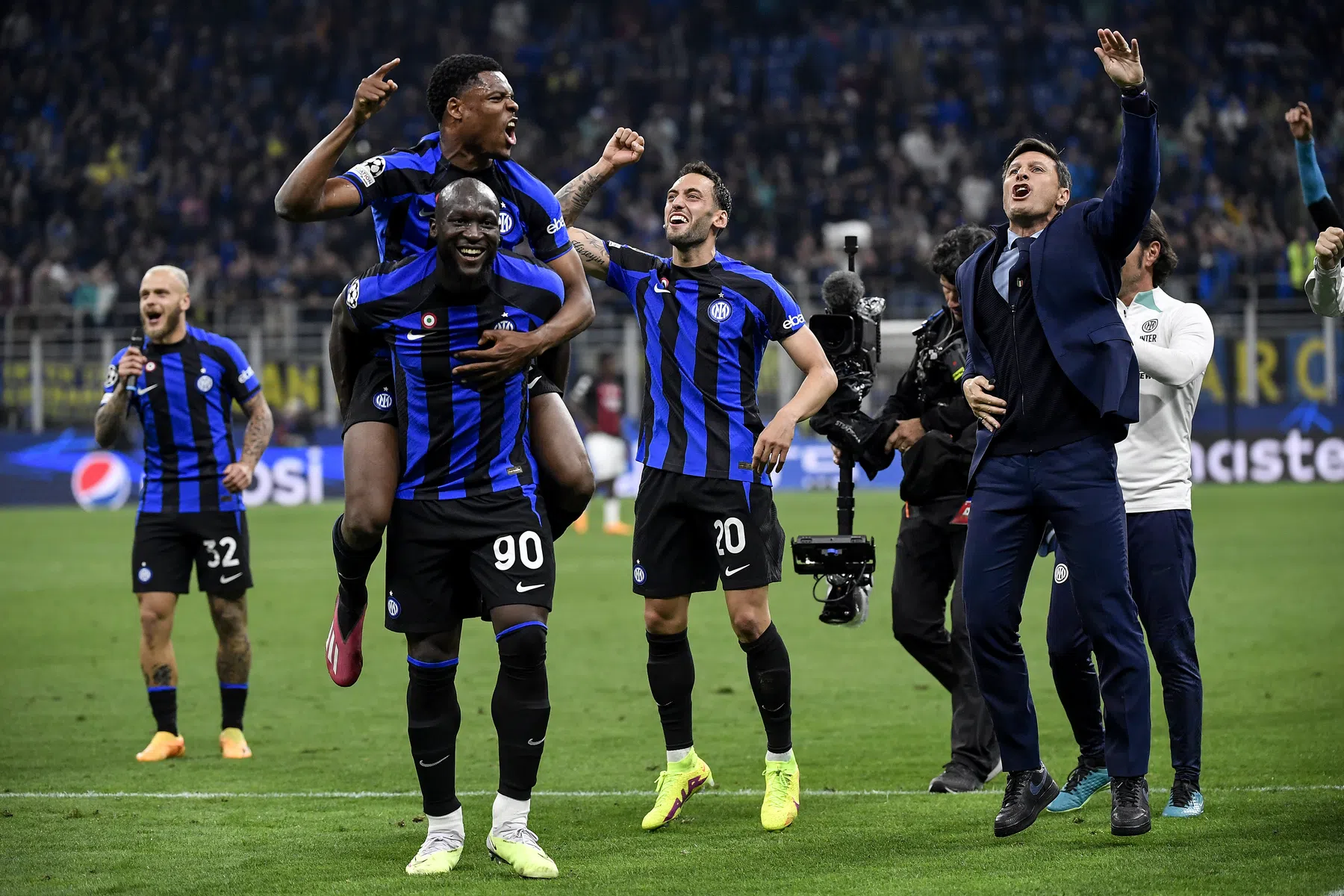 Italiaanse media lyrisch over 'superieur' Inter: 'Meesterwerk van Inzaghi'