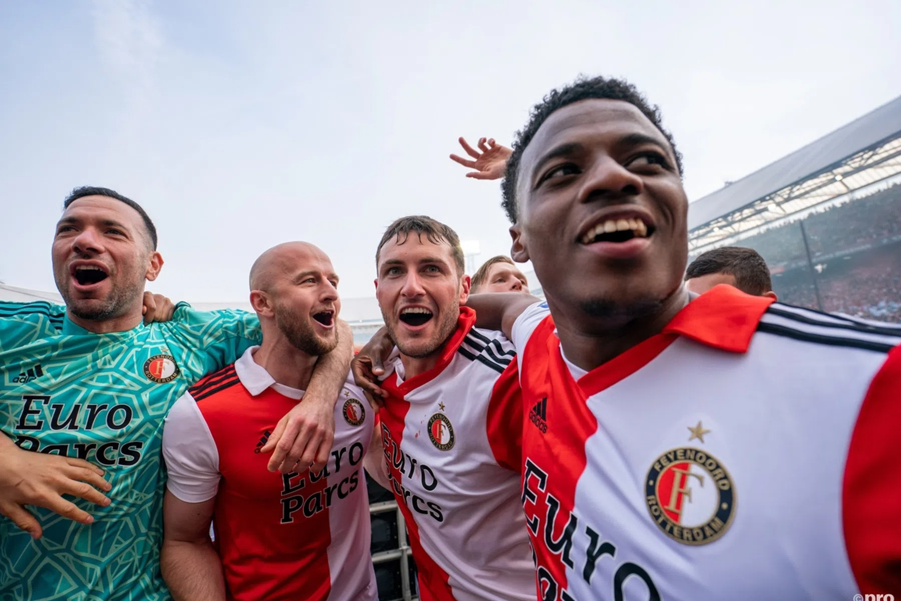 Dilrosun: 'Toen ik op tien werd gezet, ging het helemaal mis'