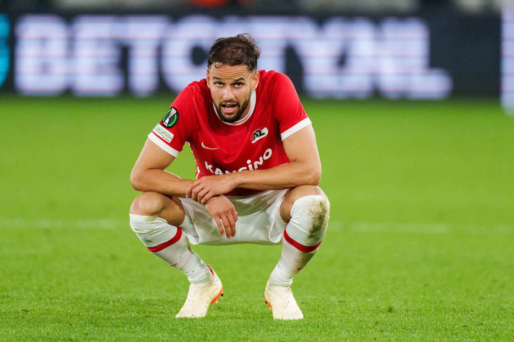 AZ-verdediger spreekt schande van gedrag supporters na laatste fluitsignaal