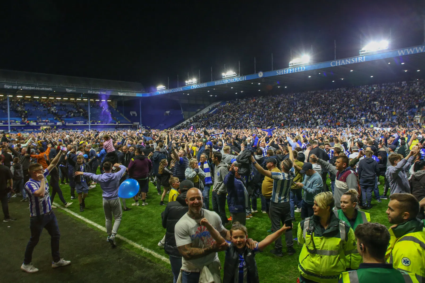 Ongekende comeback in Engelse play-offs: Sheffield Wednesday haalt finale