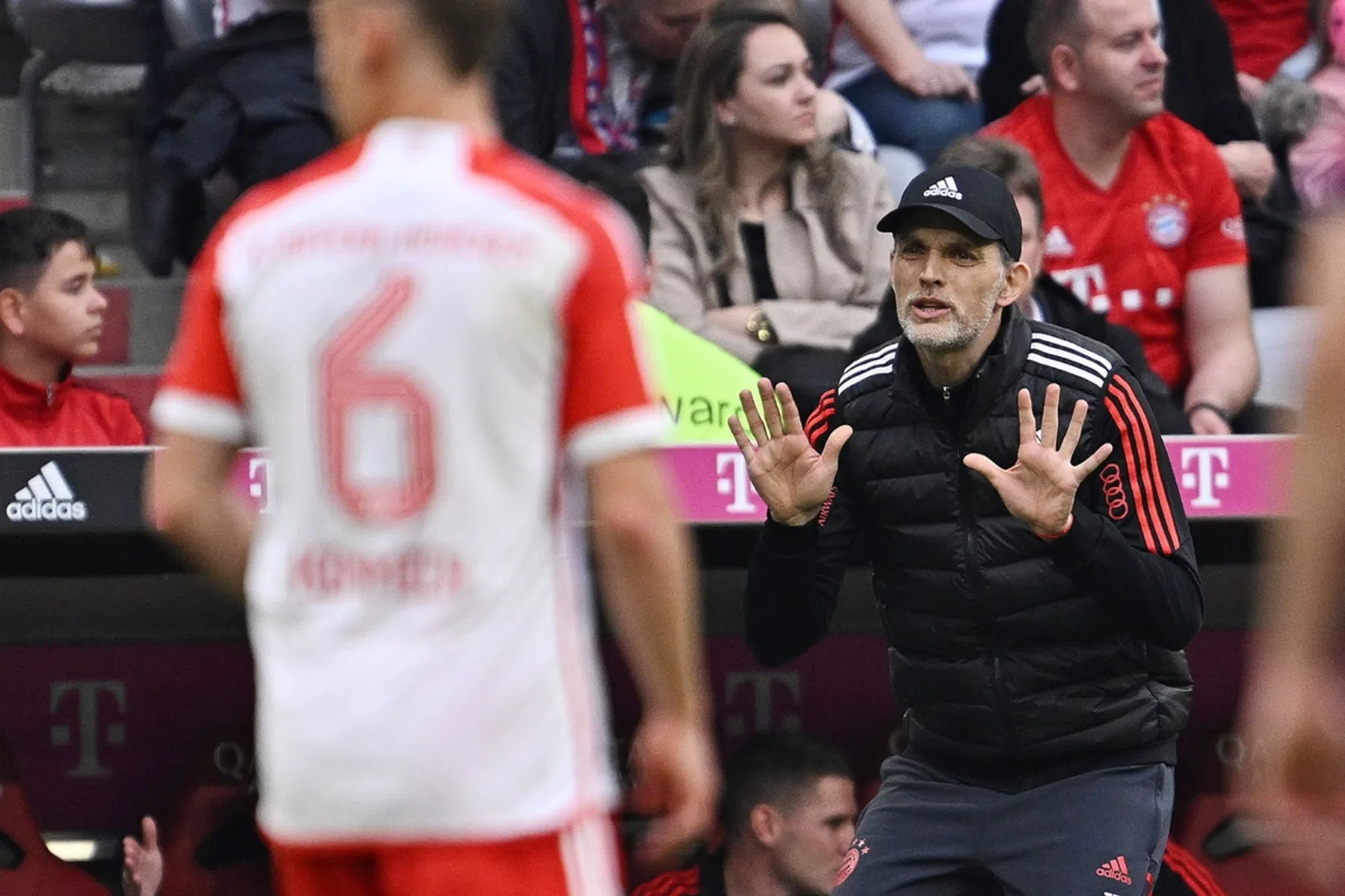 Tuchel pakt in betoog New York en Bogenhausen mee op zoek naar verklaring