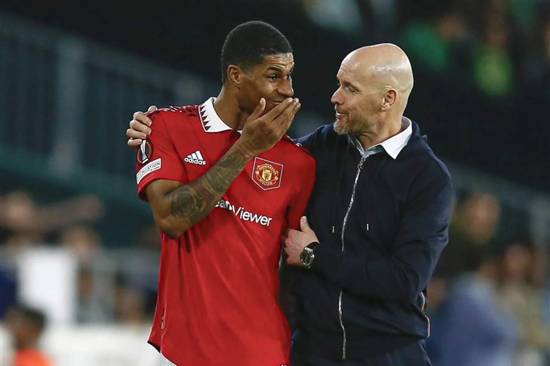 Ten Hag spreekt zich uit over contractsoap Rashford