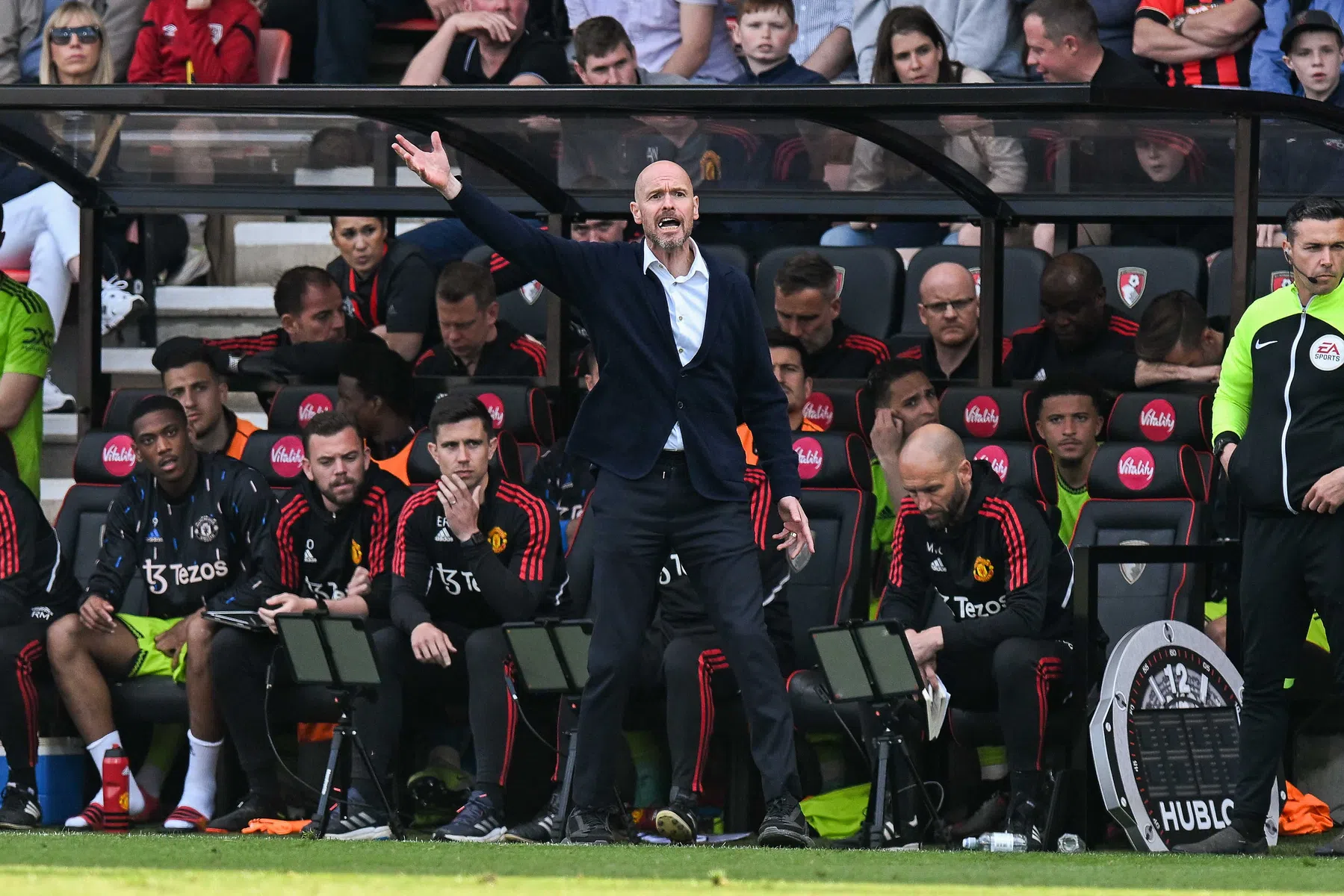 Ten Hag ziet absolute uitblinker in dit seizoen: 'Hij blijft ons verrassen'