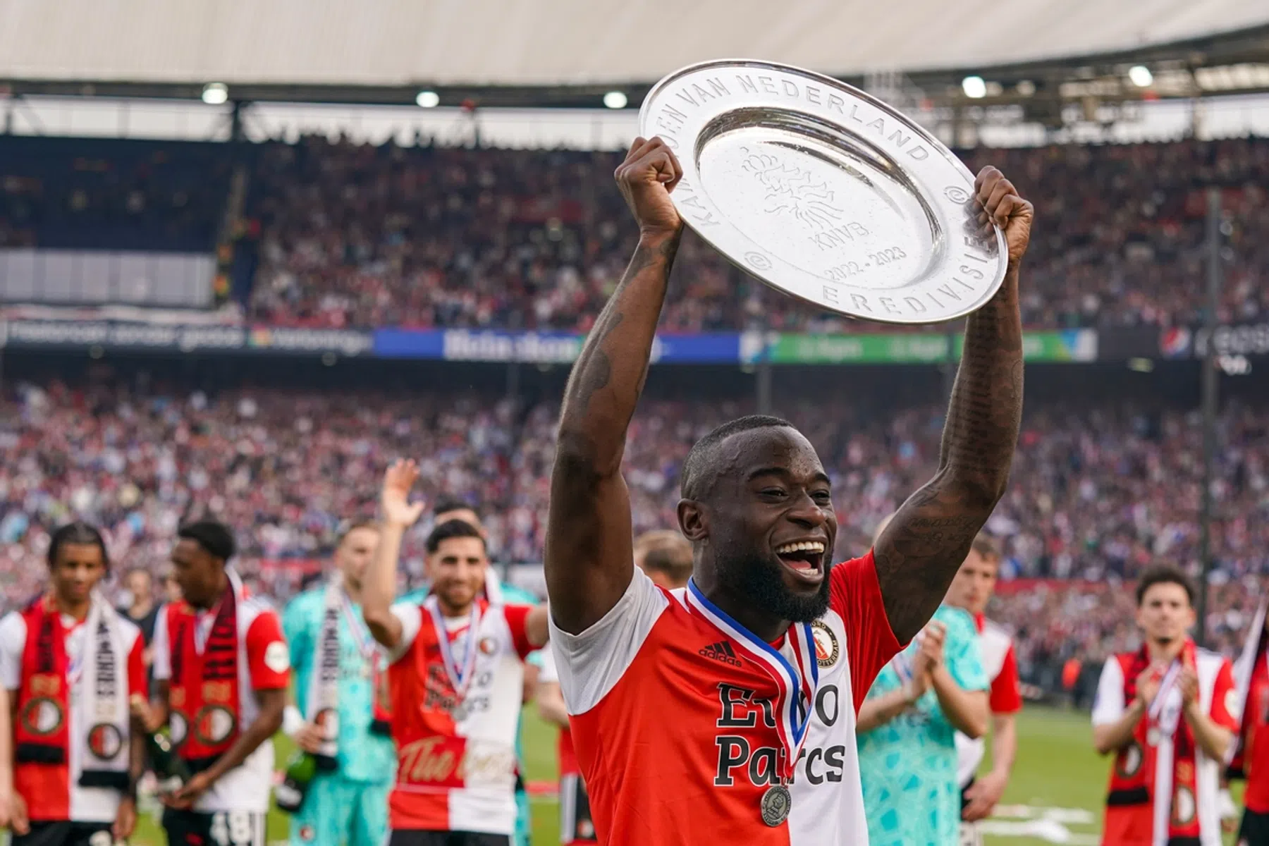 Van Marwijk lyrisch over Feyenoord-uitblinker: 'Hij speelt zó slim'