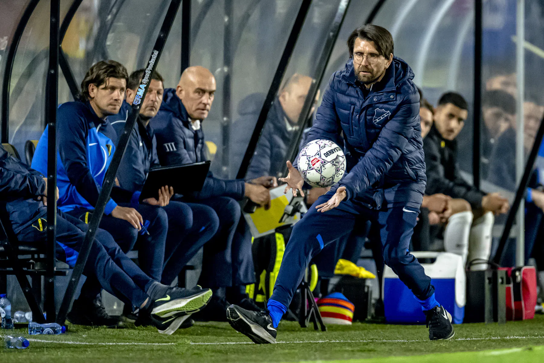 Hyballa eert overleden clubicoon: 'Ook een knalharde verdediger'