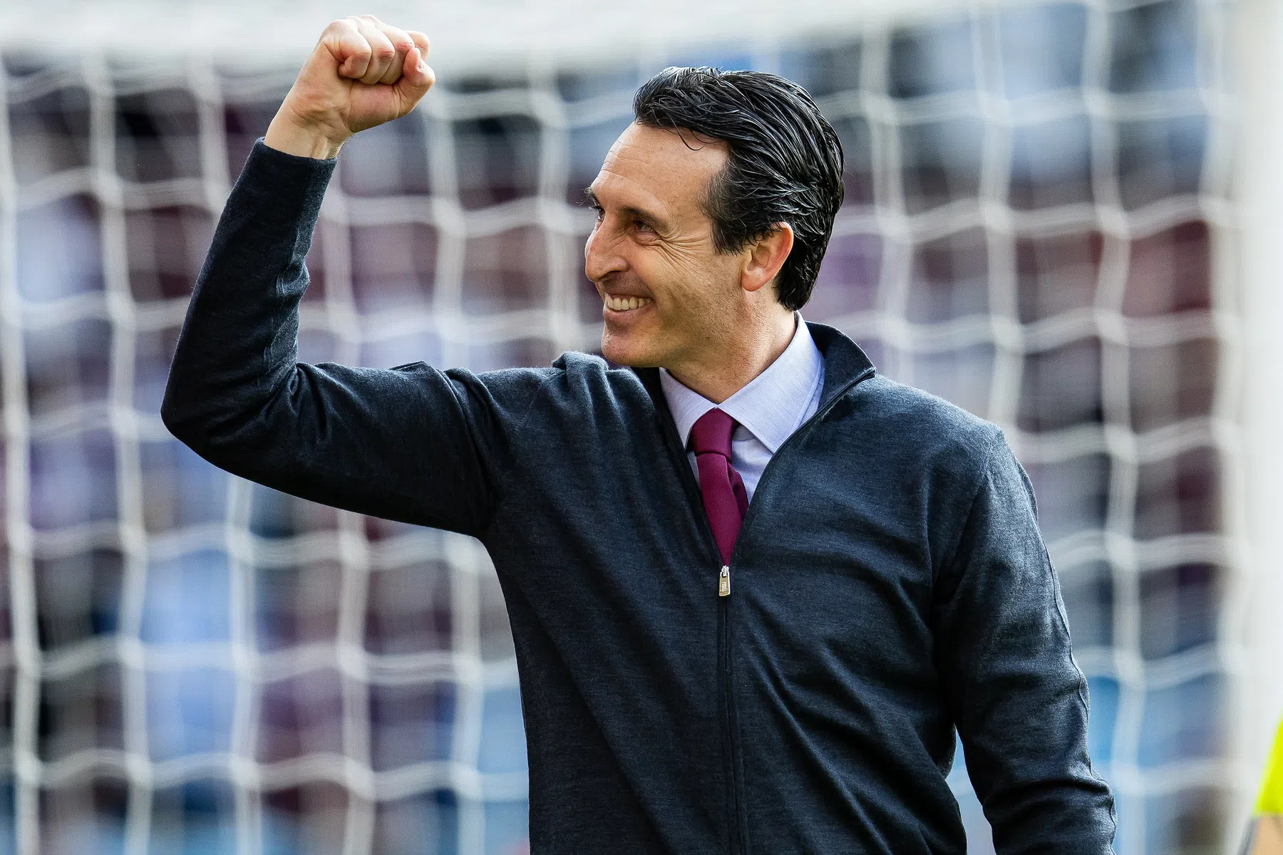 Feest op Villa Park: 'Ik ben 51 en 'Unai Emery' wordt mijn eerste tattoo'