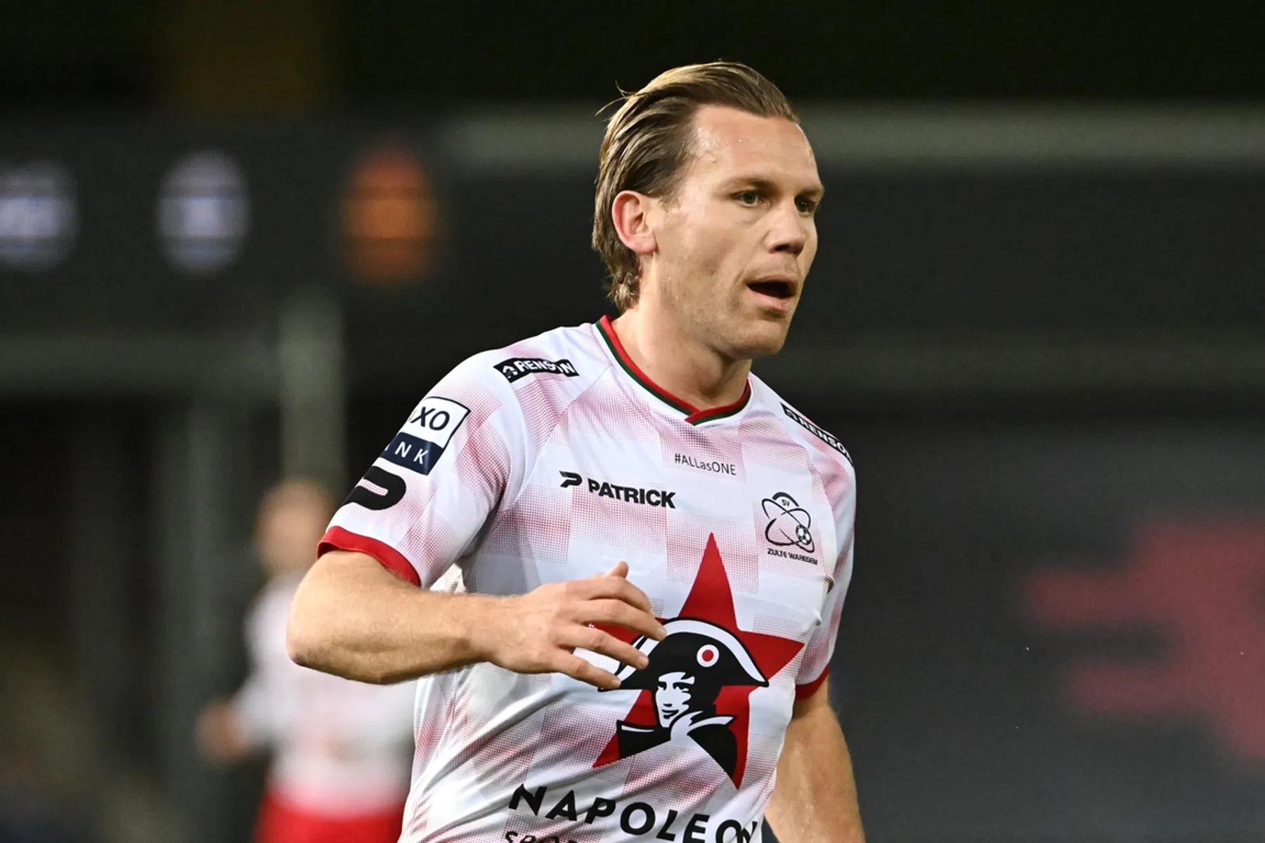 Vormer (35) hakt knoop door en tekent tweejarig contract