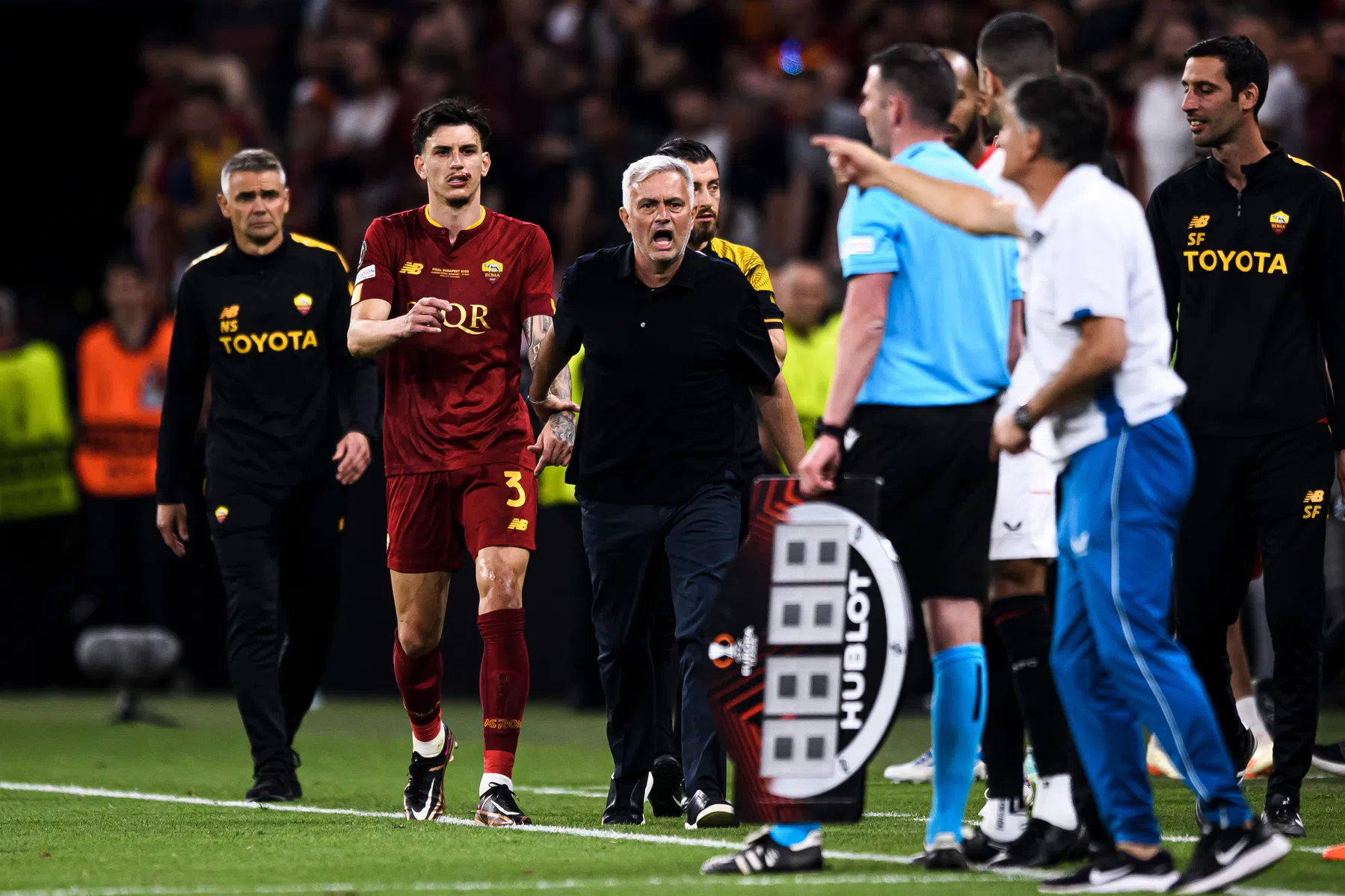 UEFA start onderzoek naar misdragingen rond Europa League-finale