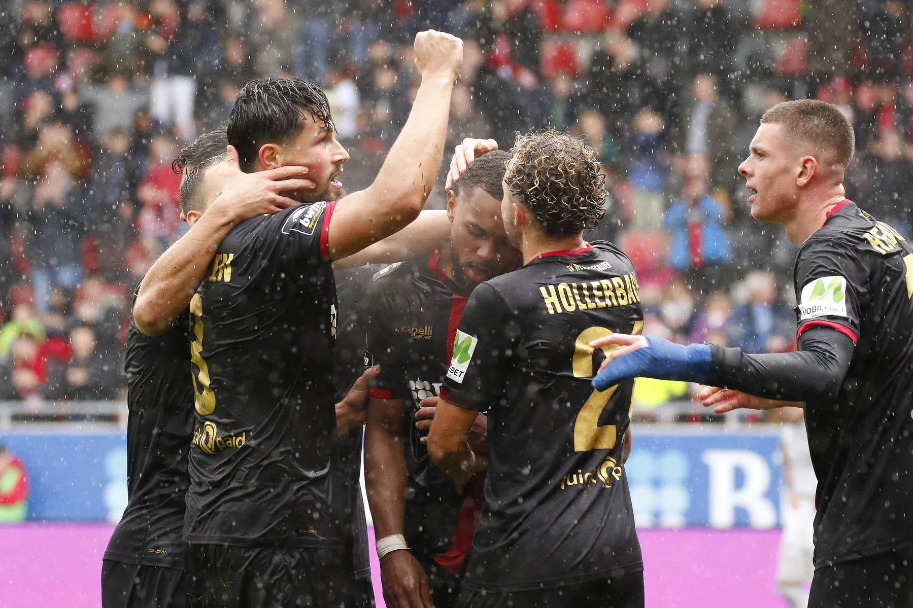 Wiesbaden trapt niet in HSV-val: tweede degradatie op rij dreigt voor Bielefeld