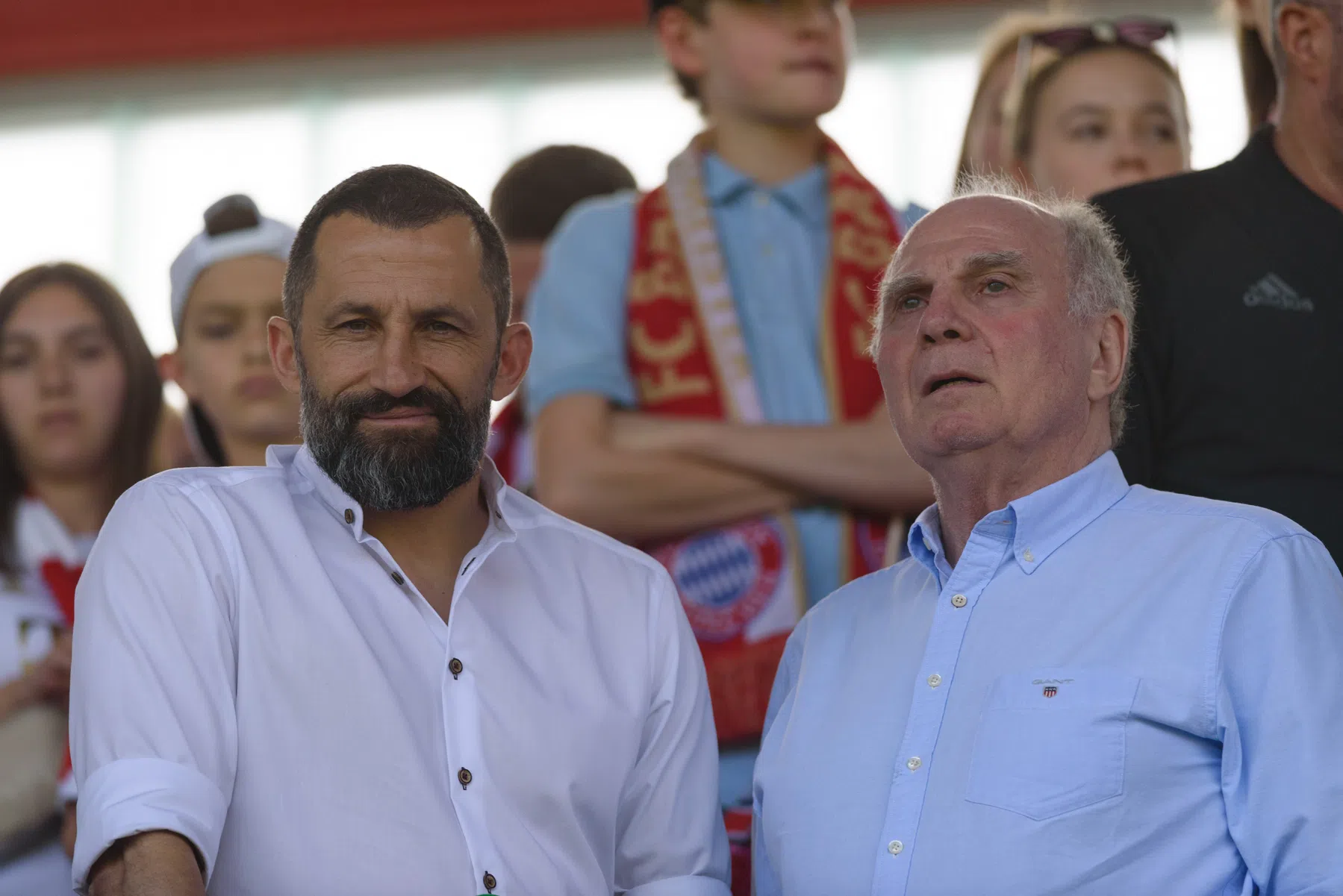 Hoeness geeft ontslagen Kahn en Salihamidzic trap na