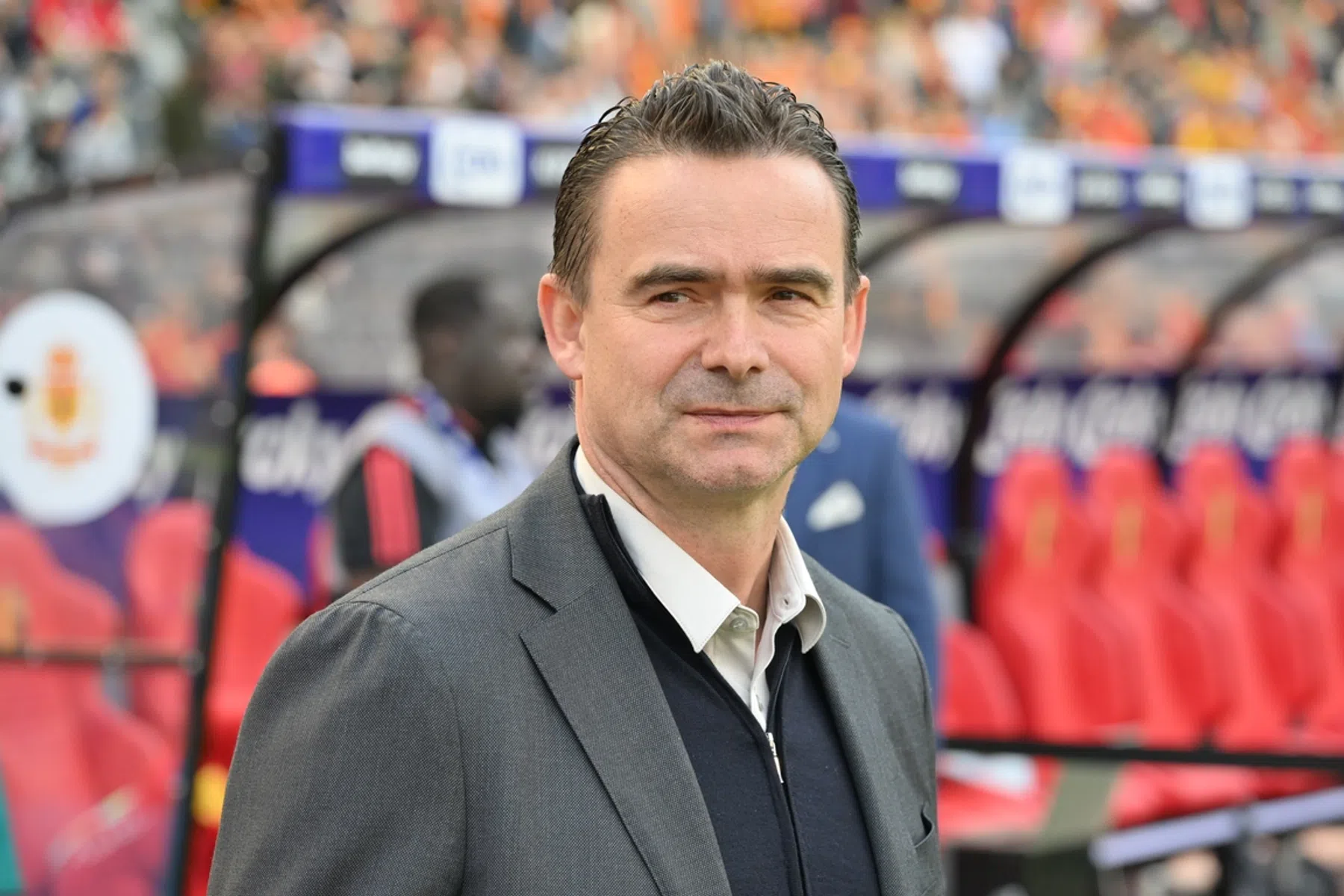 Van Bommel licht sleutelrol van Overmars uit in kampioenschap Antwerp