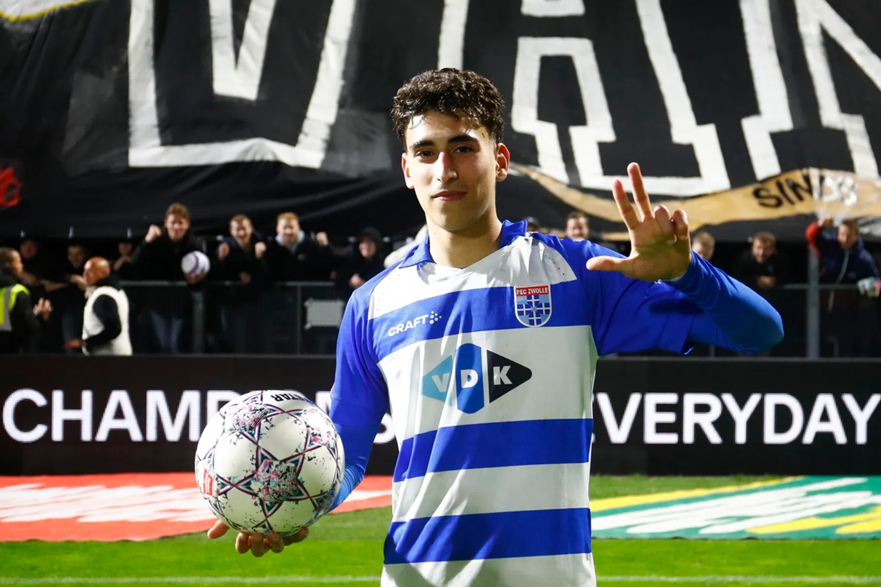 FC Twente troeft Union af en strikt PEC-revelatie Taha