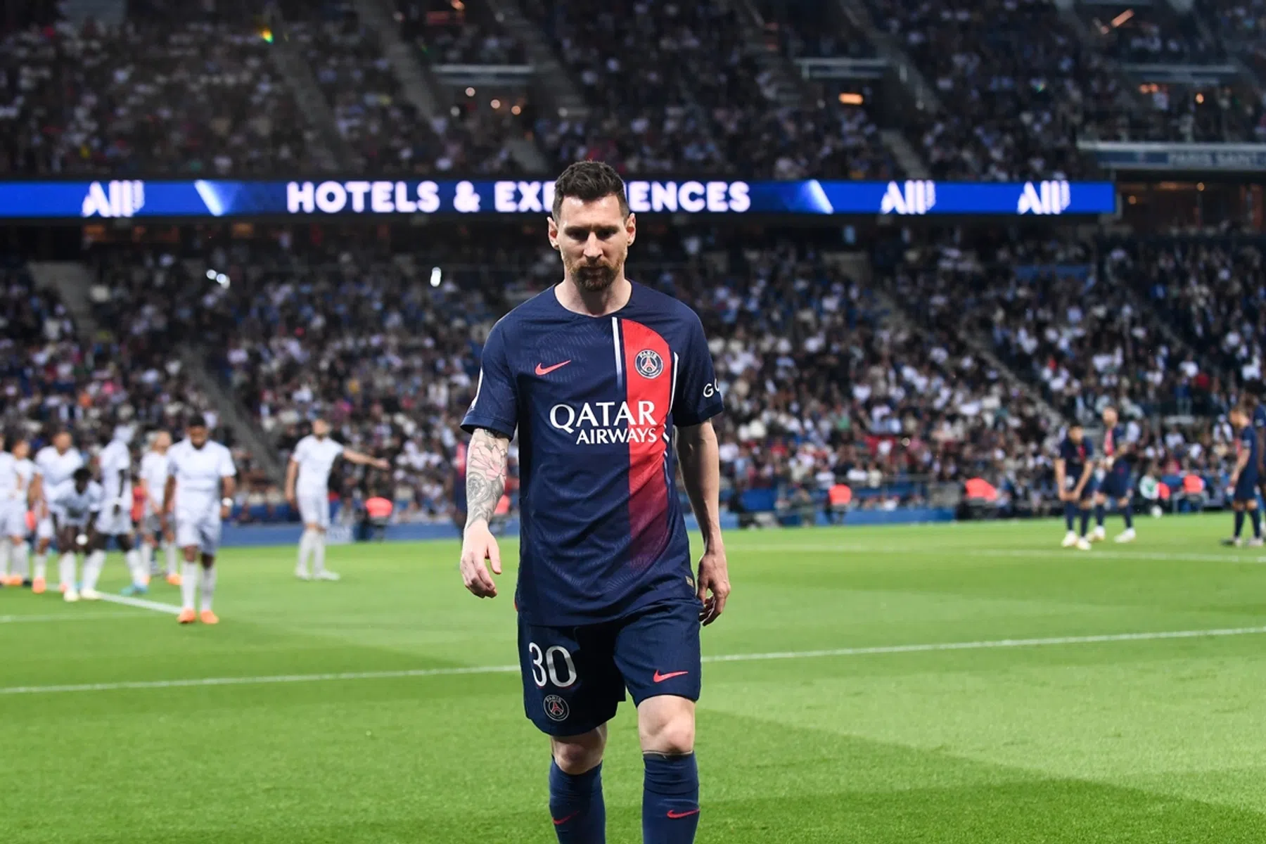 'Messi strijkt megasalaris op, ticketprijzen rijzen de pan uit'