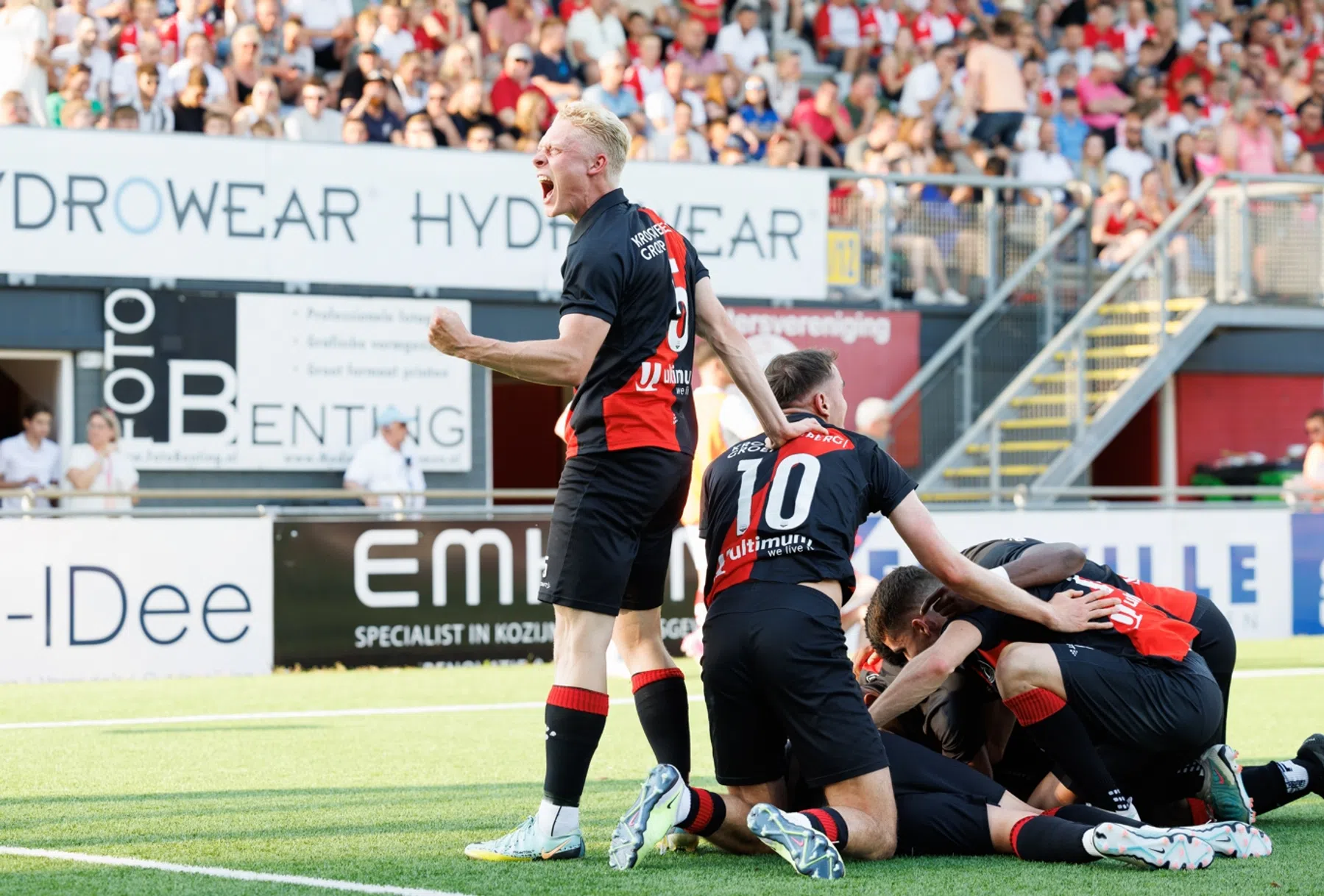 Droom Almere City komt uit: historische promotie is dreun voor Emmen
