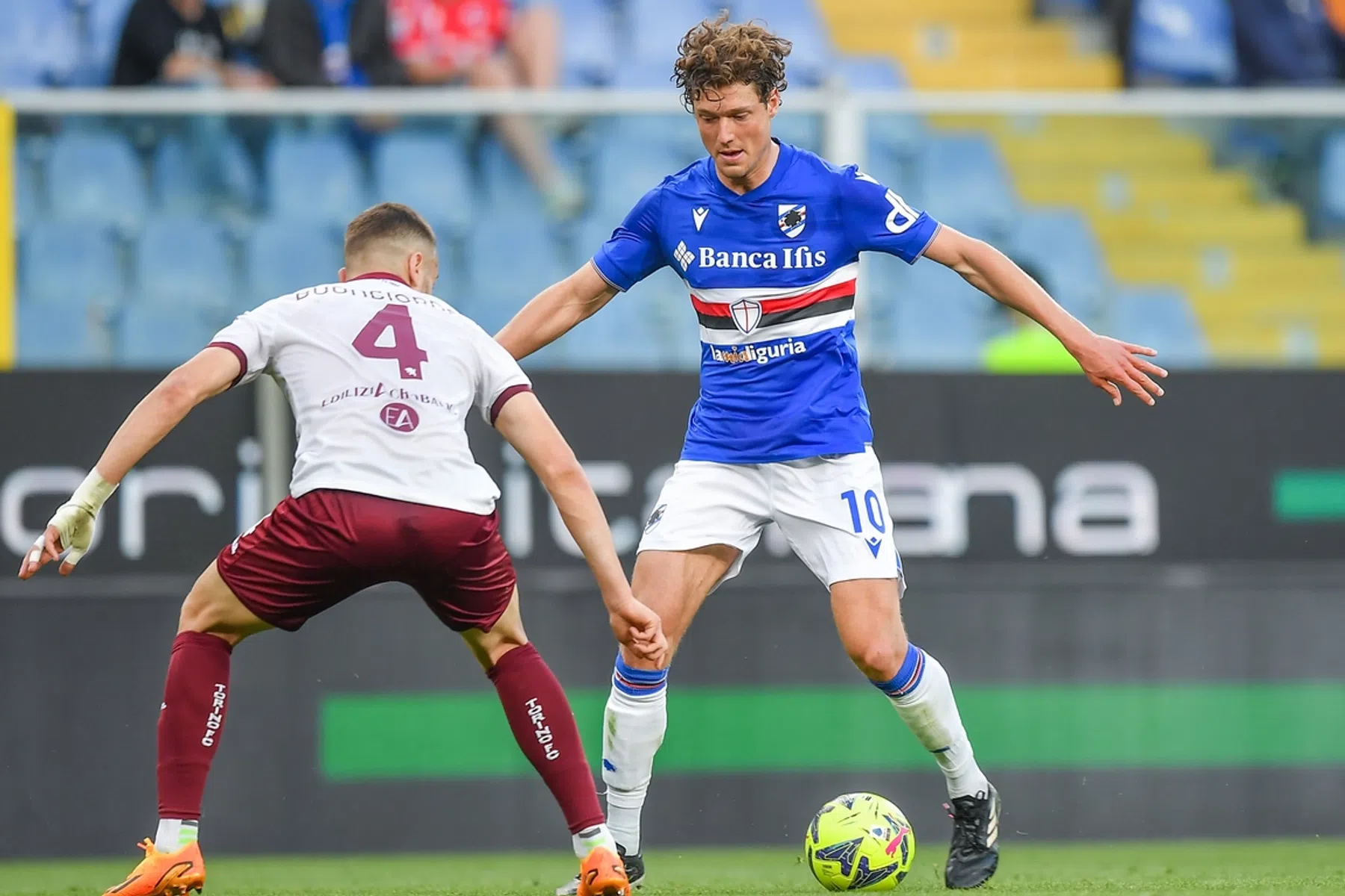 'Avonturier Lammers tekent na vertrek bij PSV bij vijfde club'