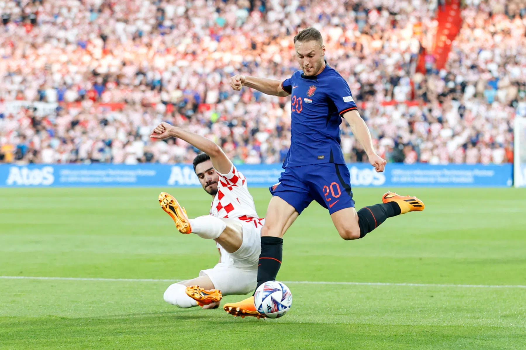 Teun Koopmeiners en het verschil tussen Atalanta en Oranje