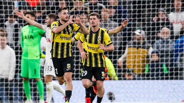'Transfervrije Bero gaat voor hereniging met Letsch'