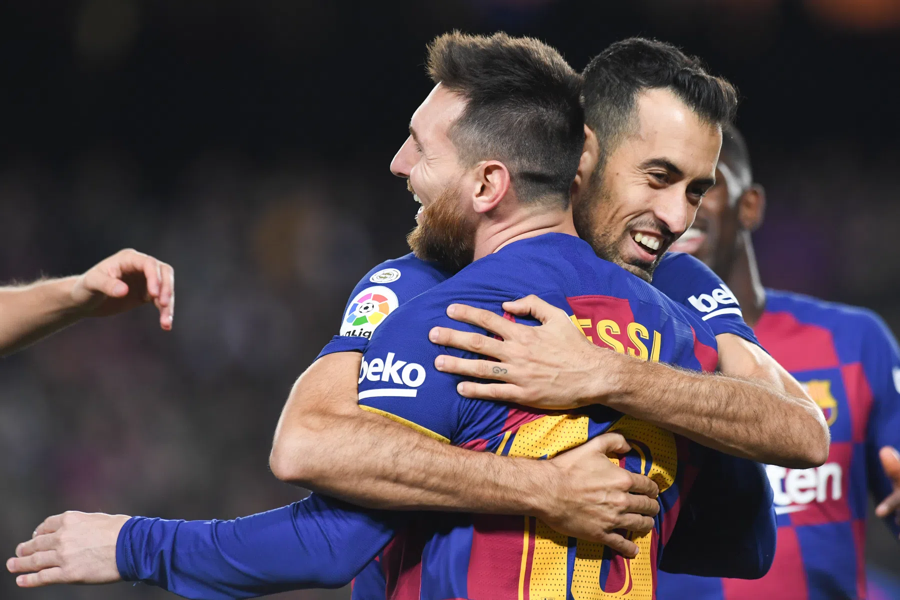 Busquets laat Saoedische miljoenen links liggen en gaat Messi achterna