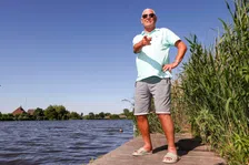 Thumbnail for article: Johnny Rep, een doodnormale vedette 