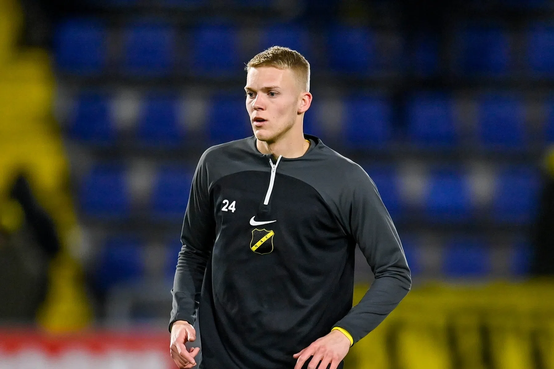 Sparta pikt defensieve versterking op bij AZ
