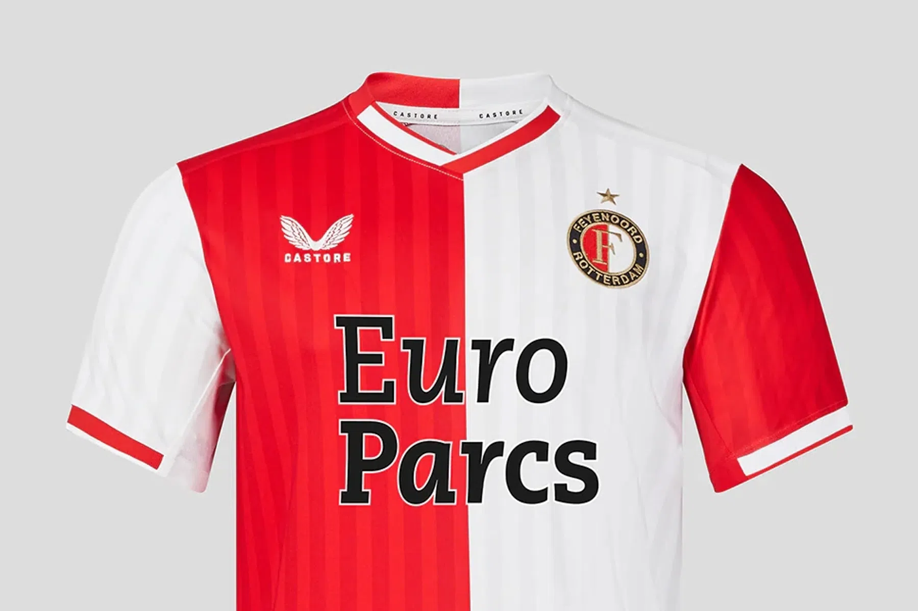 Feyenoord presenteert nieuw thuisshirt met lichte verticale banen