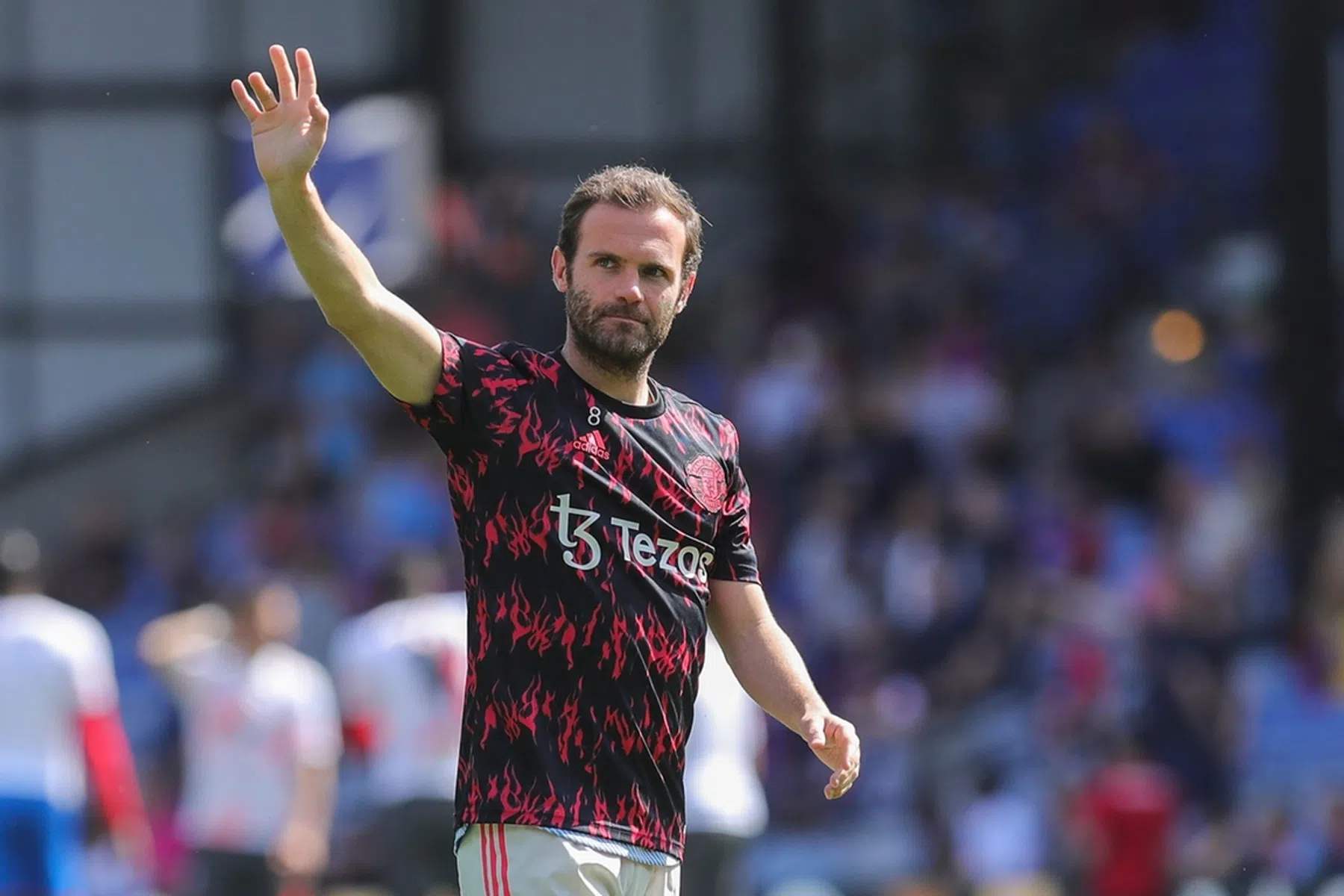 Mata (35) kondigt na één jaar vertrek uit Turkije aan