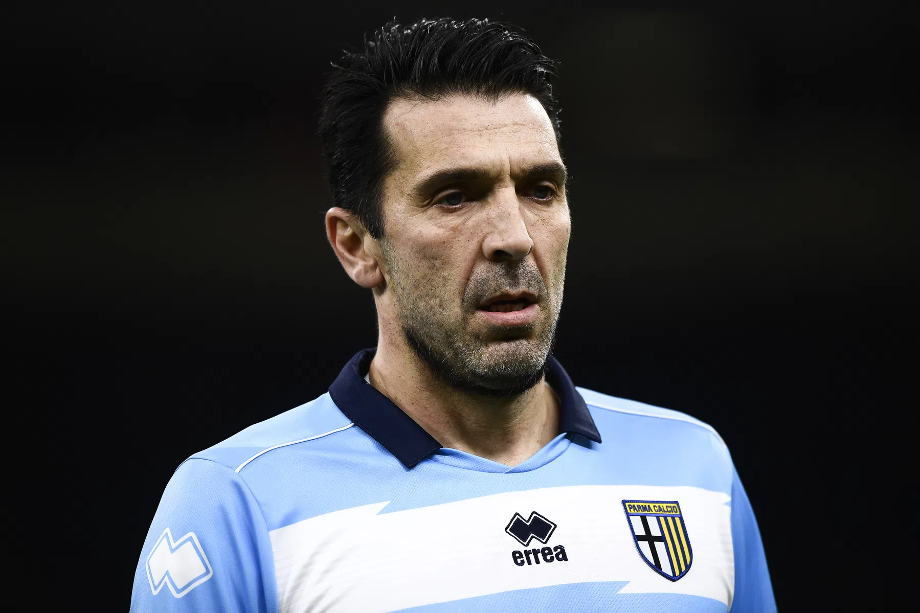 Buffon (45) staat voor belangrijke keuze: afsluiten bij Parma of met een topcontract?