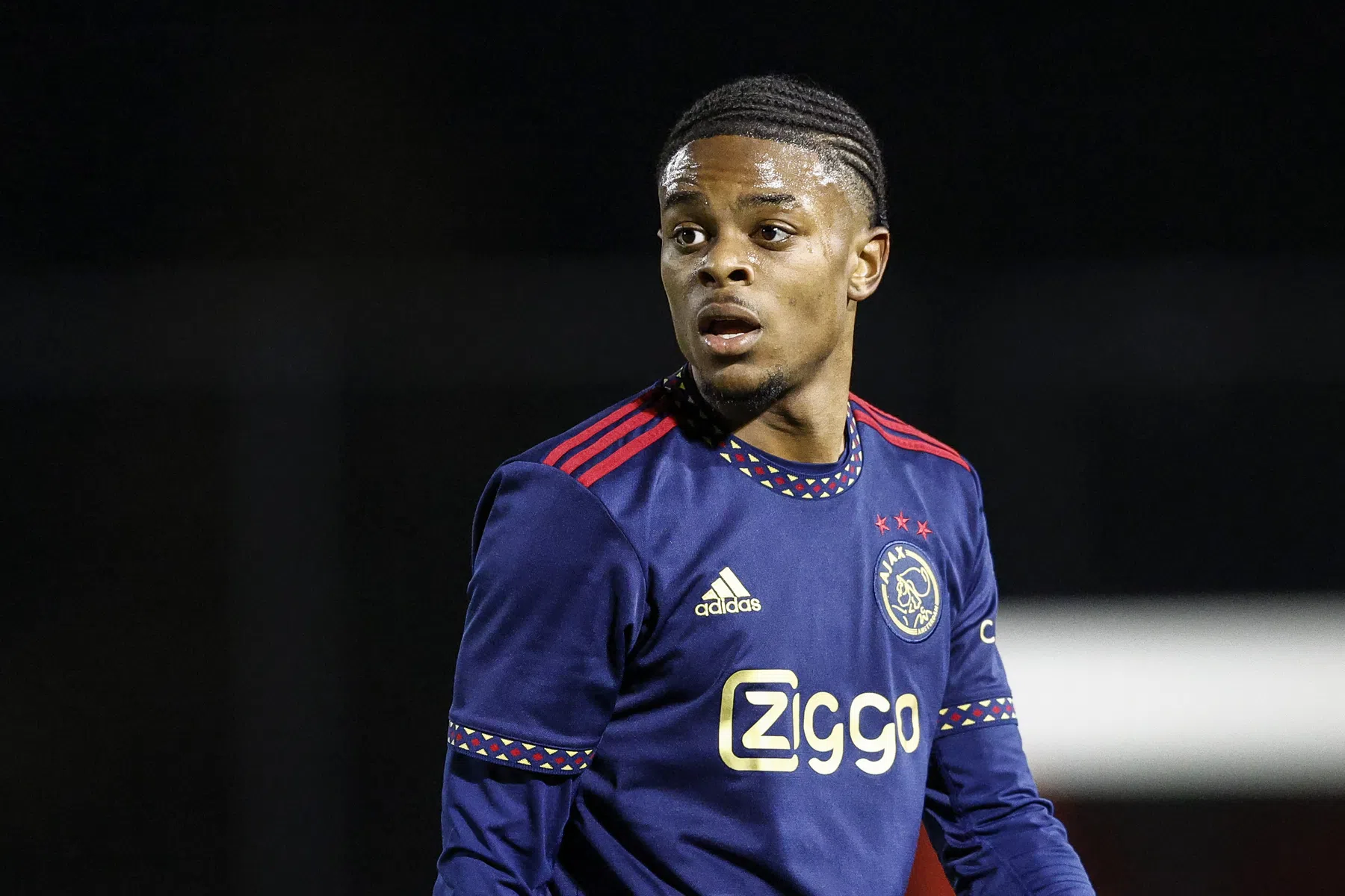 'Lastig om de strijd aan te gaan met iemand als Bergwijn of Tadic'