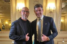 Thumbnail for article: De Nederlander die Steven Gerrard naar Saoedi-Arabië haalde