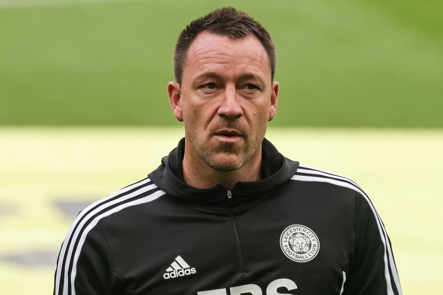 Chelsea sluit clublegende Terry opnieuw in de armen