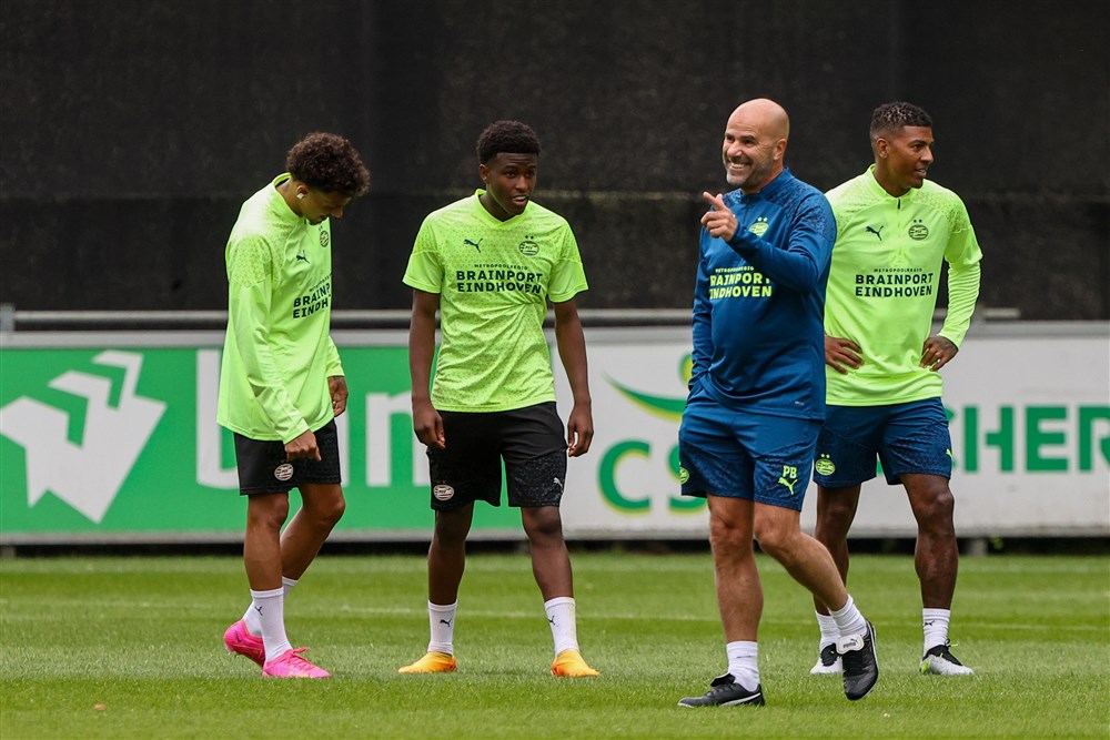 Peter Bosz ervaart gevolgen van zwabberbeleid PSV