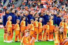 Thumbnail for article: Op weg naar het WK: Oranje Leeuwinnen hoopvol in bange dagen 