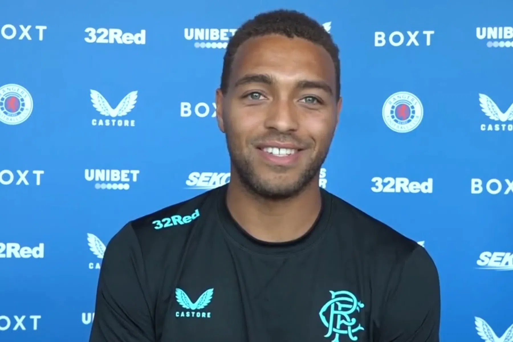 Dessers begint aan zijn volgende droom: 'De cornervlag tijdens de Old Firm'