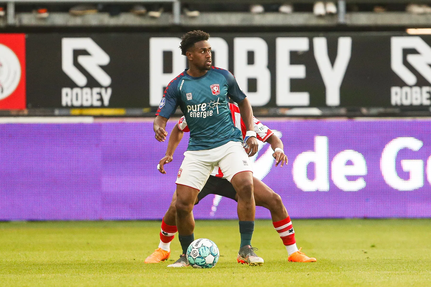 Misidjan vindt nieuwe uitdaging in buitenland na vertrek uit Twente