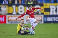 Thumbnail for article: AZ legt veelbelovend talent uit eigen jeugd jarenlang vast