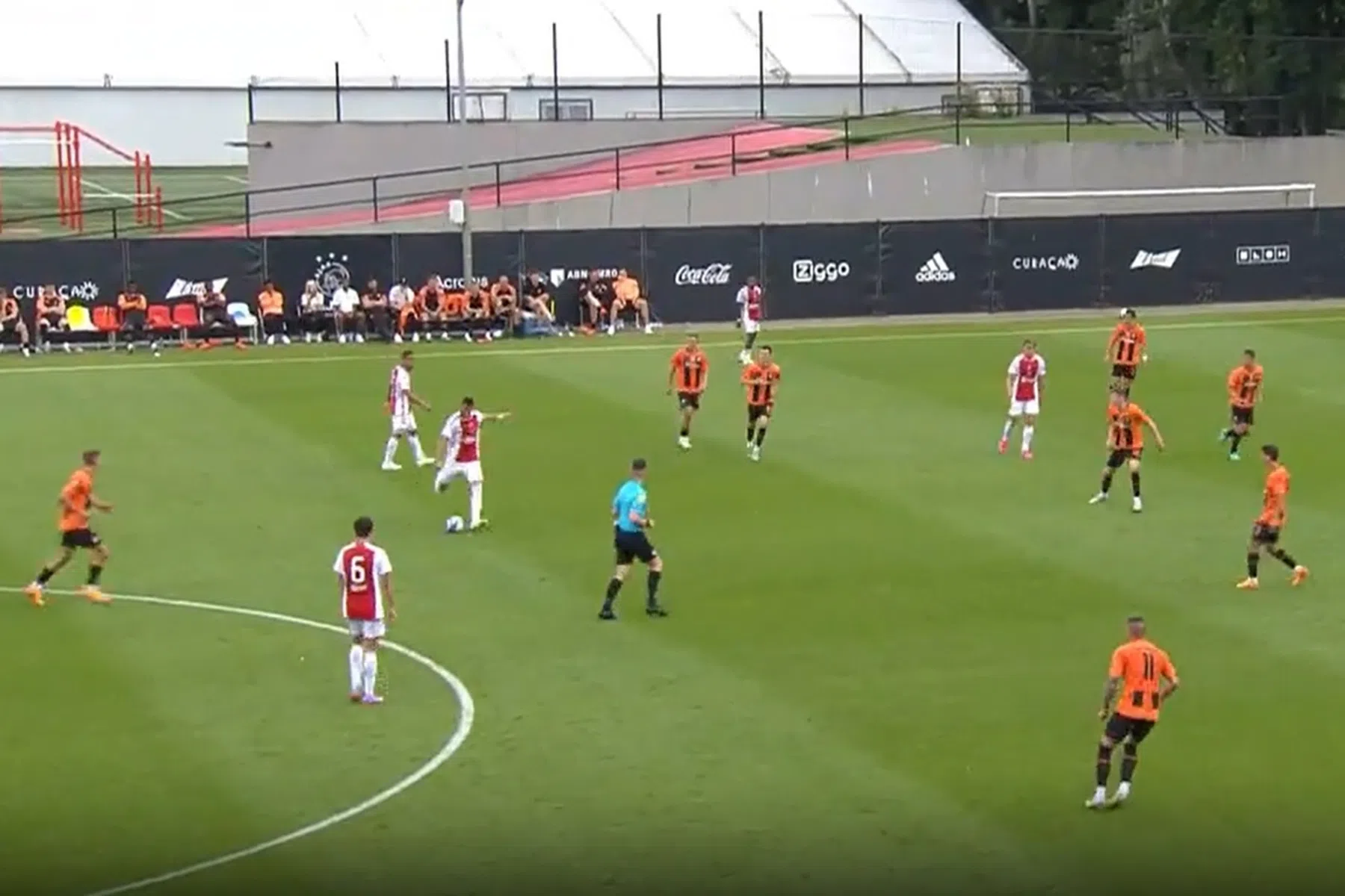 Vooral Van den Boomen vindt draai op nieuw Ajax-middenveld