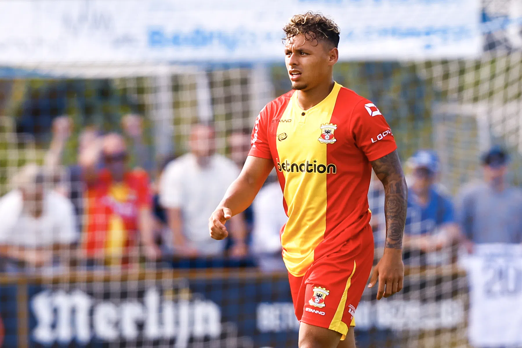 Go Ahead Eagles pikt James op uit Volendam