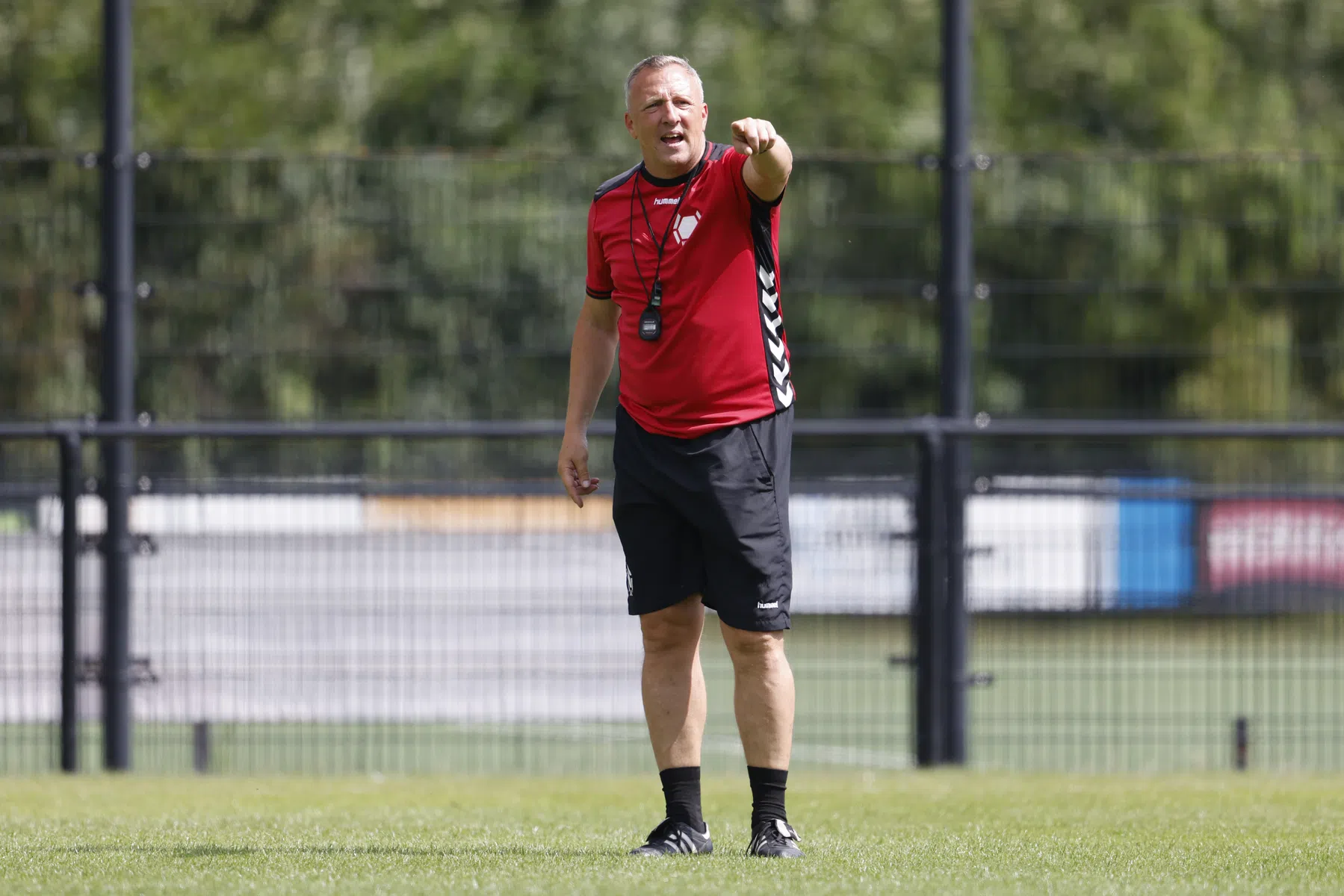 Sjaak Polak wil een hoofdtrainer hoofdpijn bezorgen