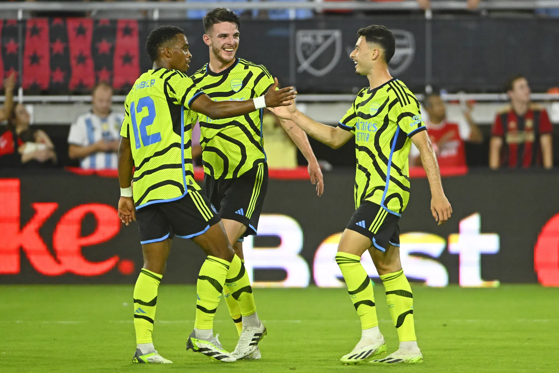 Vernieuwd Arsenal laat bij debuut Timber weinig heel van MLS-sterren