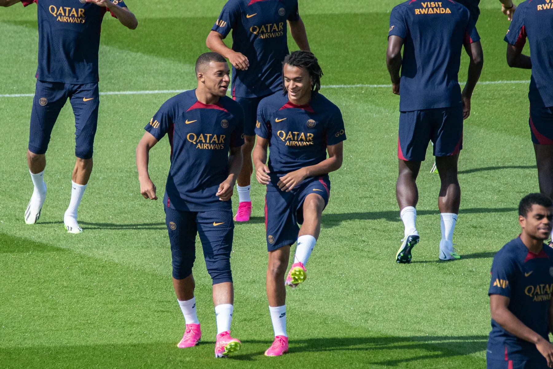 Geen Wijnaldum, wel broertje van Mbappé bij eerste PSG-duel Luis Enrique