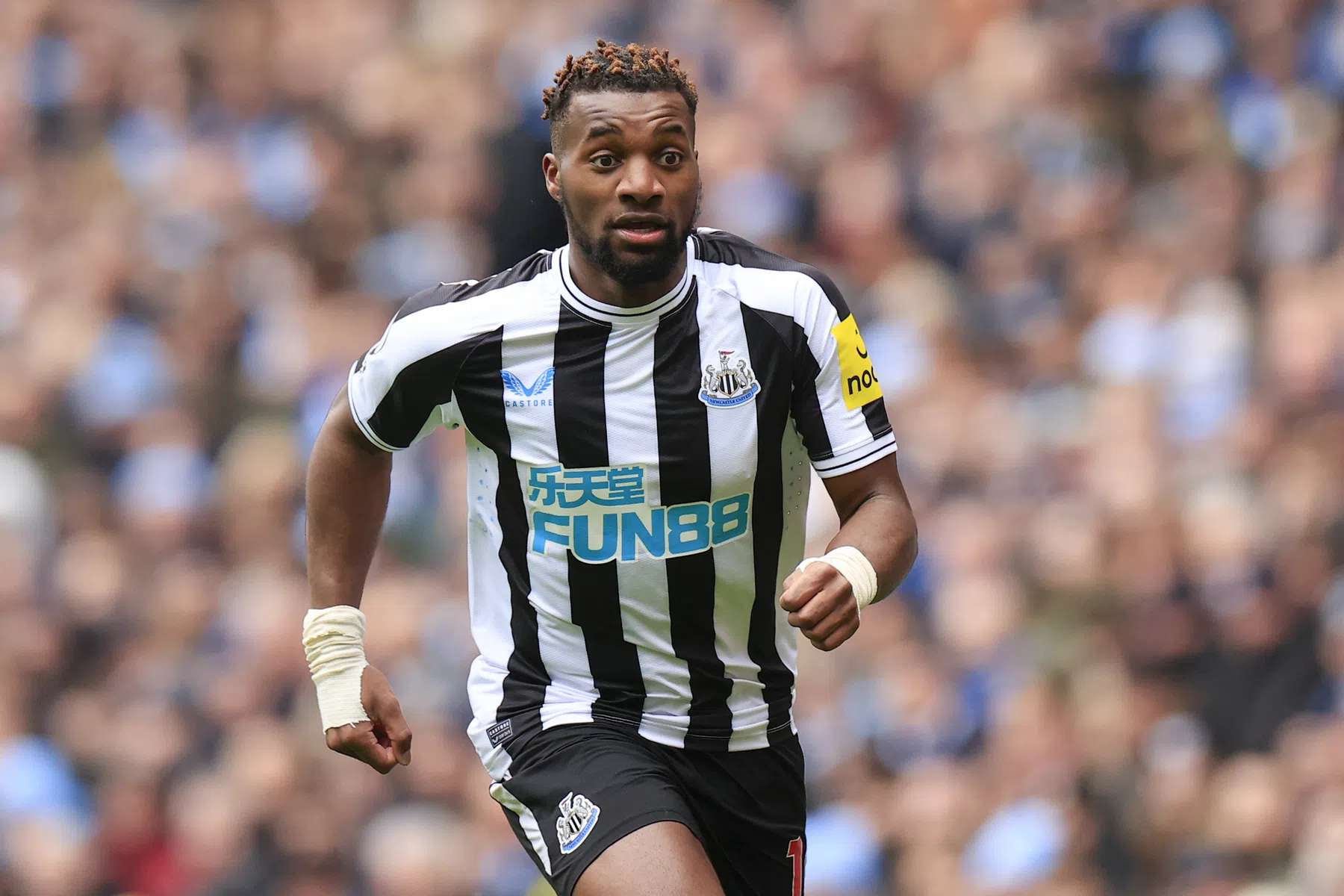 'Premier League roert zich bij Saoedische miljoenendeal Newcastle'