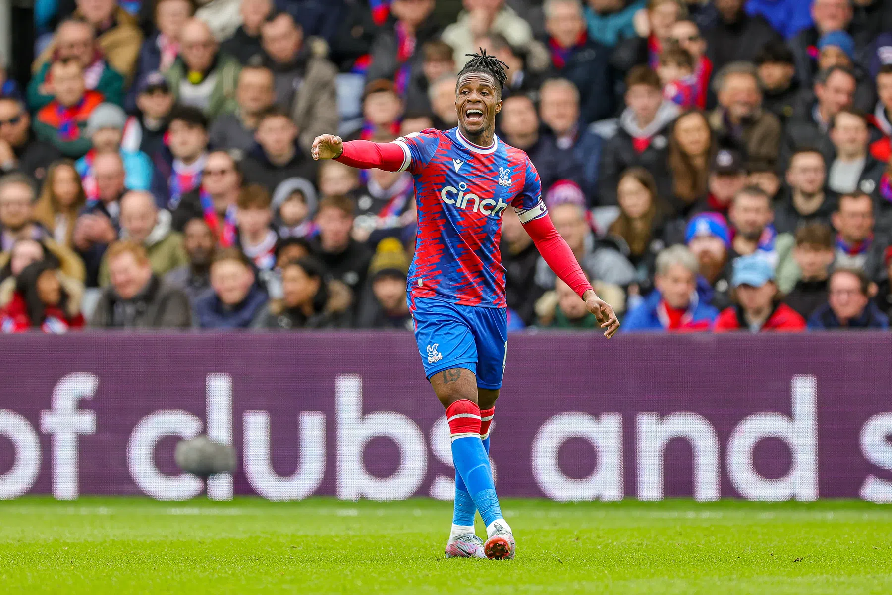 Galatasaray bevestigt aanwinst Zaha en geeft financiële details prijs