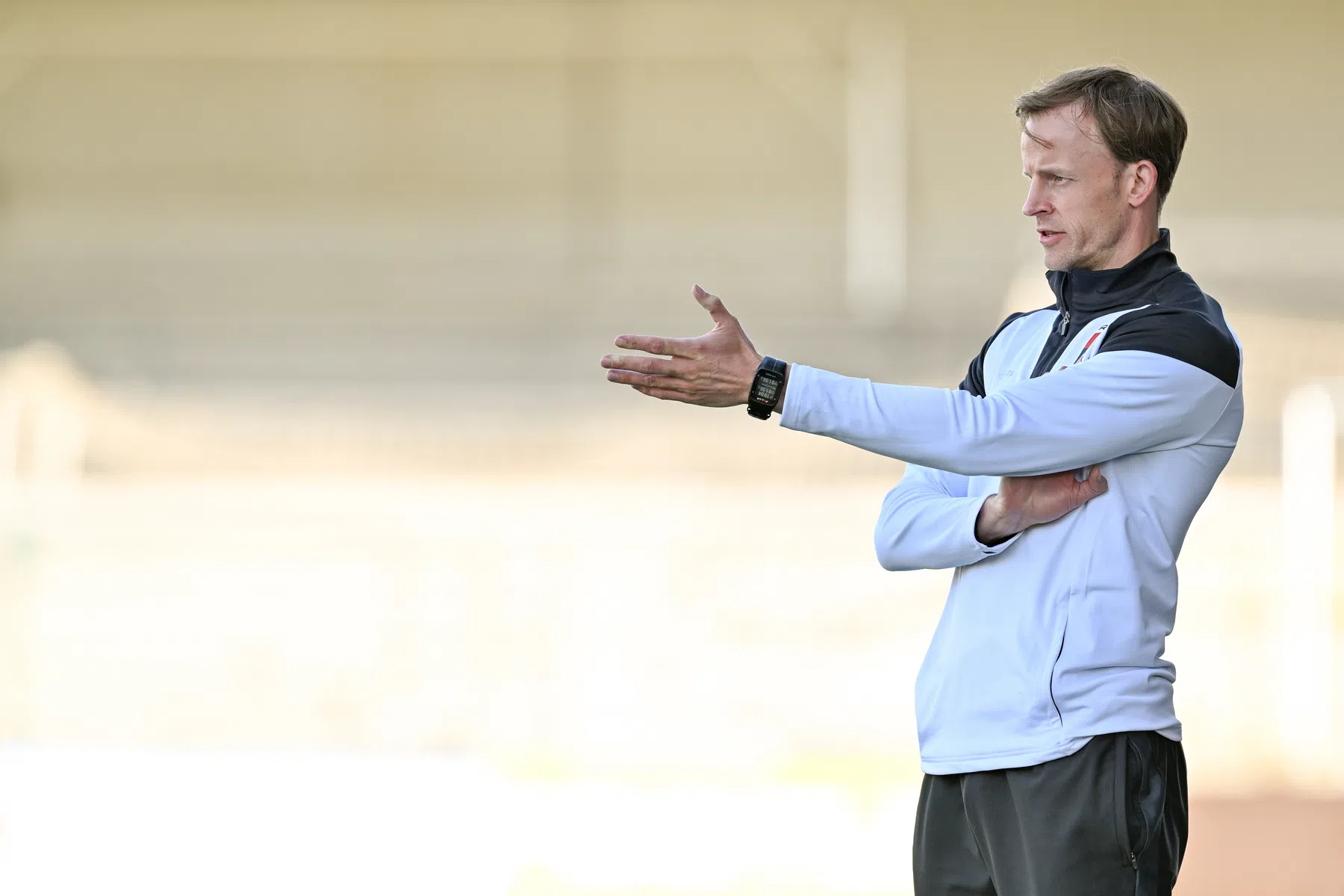 Gepromoveerd RWDM ontslaat daags voor competitiestart bijna de hele staf